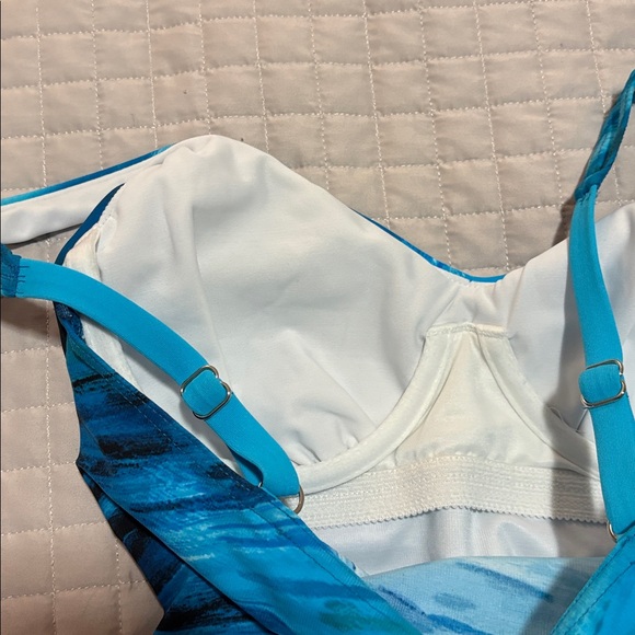 Miraclesuit Ray of Light Bel Ami One Piece Swimsuit SZ 8 NWOT - Picture 5 of 7